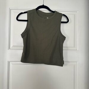 athletic tank
